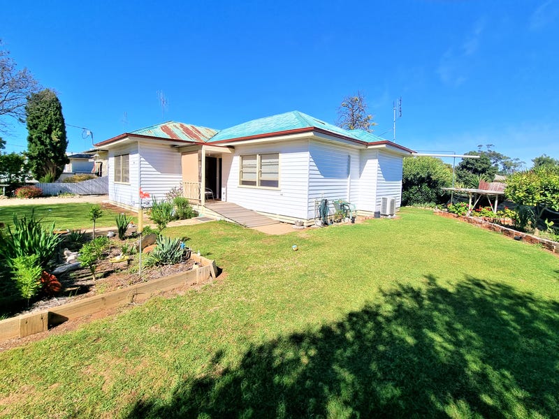 16 Keats Street, Kerang, Vic 3579 Property Details