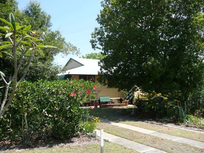 10 Street, Baralaba, Qld 4702 Property Details