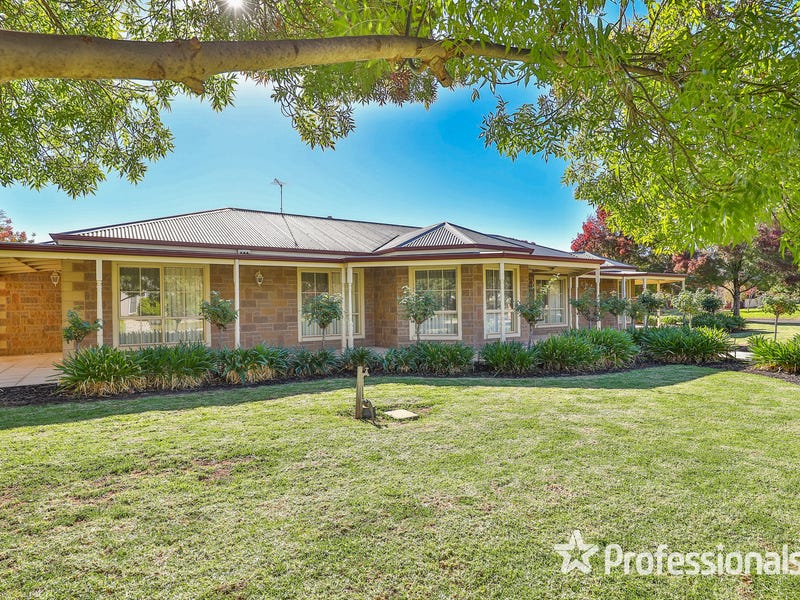 2 Cambridge Terrace, Mildura, Vic 3500 Property Details