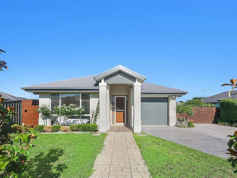 Real Estate & Property for Sale in Bungendore, NSW 2621 Pg. 2