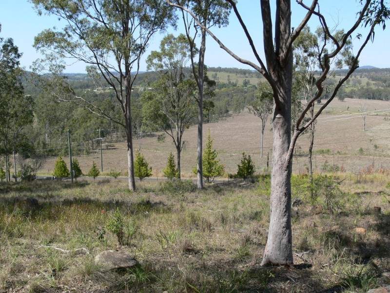 184 Outlook Drive, Esk, QLD 4312