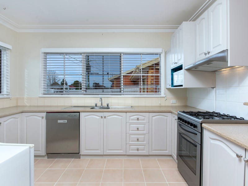 284 Myers Street, East Geelong, VIC 3219