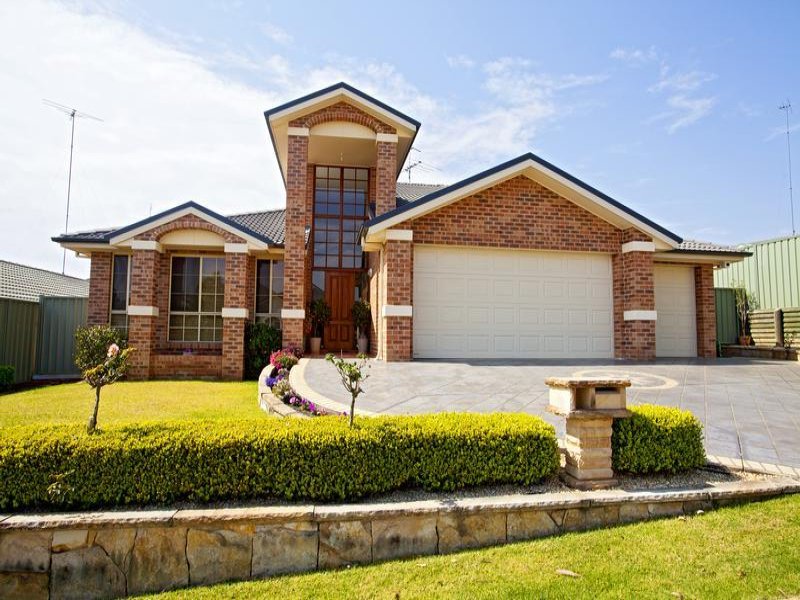 106 Glengarry Drive, Glenmore Park, NSW 2745