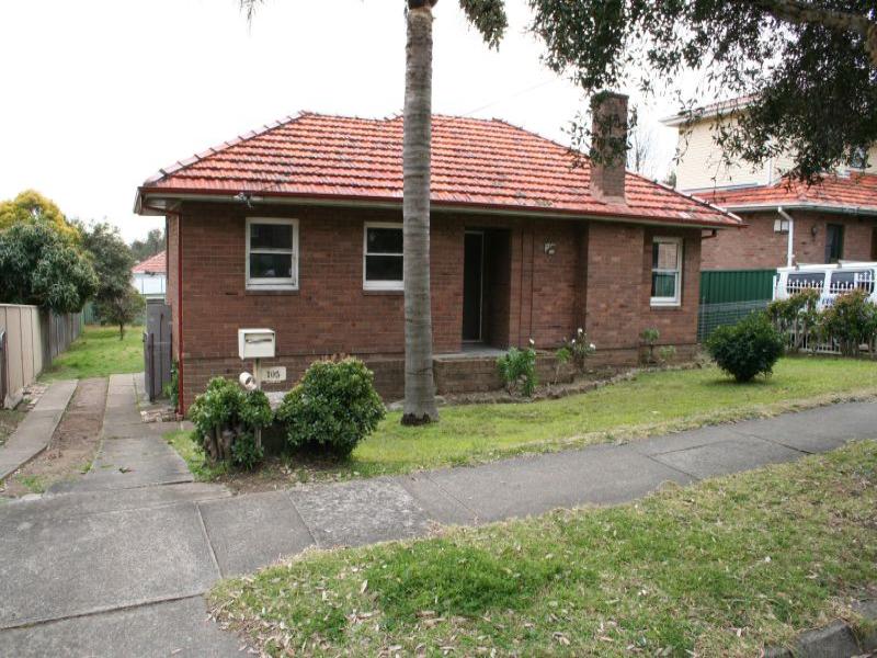 105 Moorefields Road, Kingsgrove, NSW 2208 Property Details