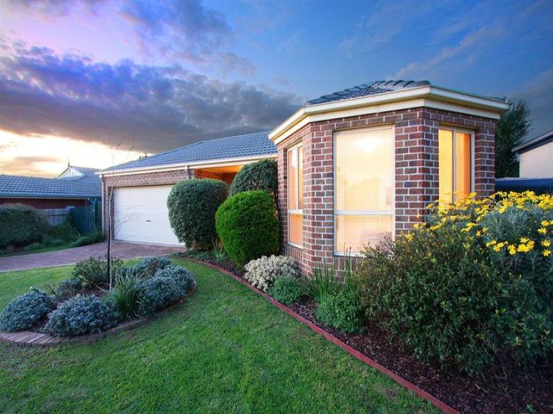 23 Eric Crescent, Mornington, Vic 3931 Property Details