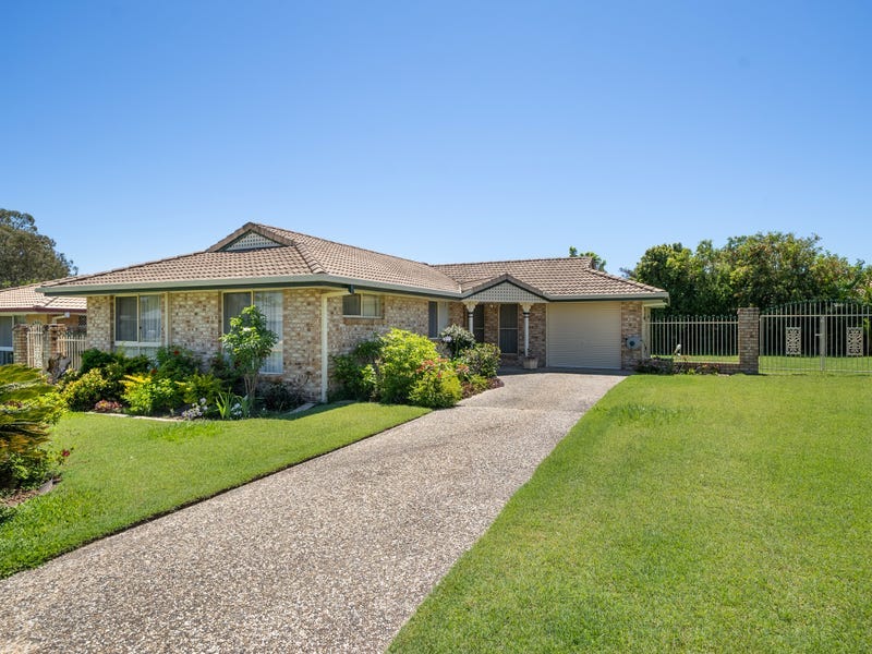 12 Linthaven Drive, Rothwell, Qld 4022