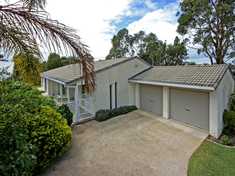 17 Zanthus Drive, Broulee, NSW 2537 Property Details