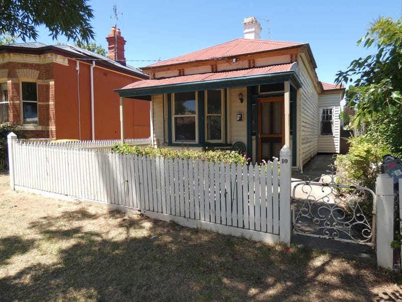 10 Doveton Street, Castlemaine, VIC 3450