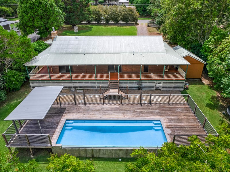 18 Walkers Drive, Maleny, Qld 4552 Property Details