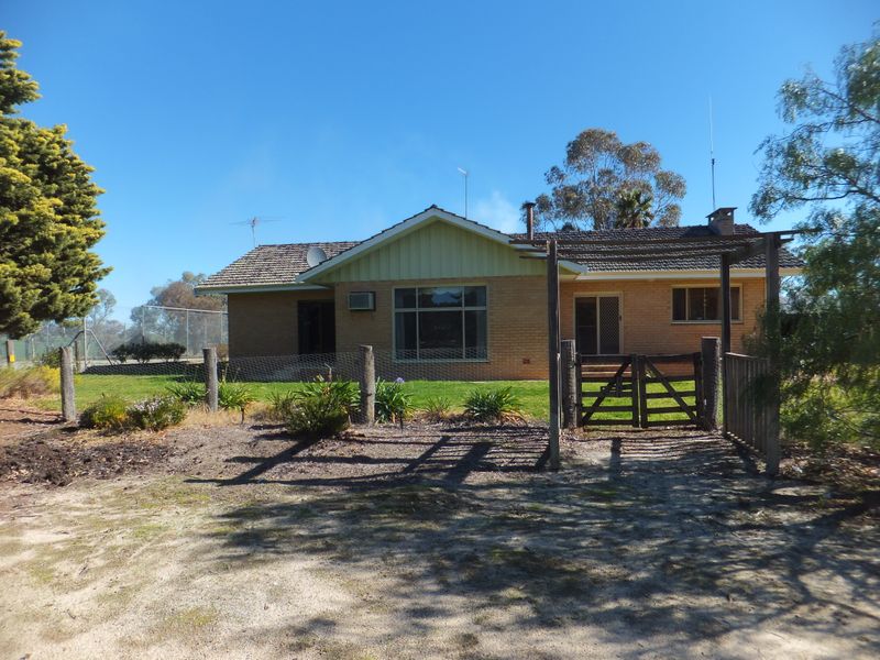 1584 Toolibin Sth Rd, Wagin, WA 6315 House for Sale