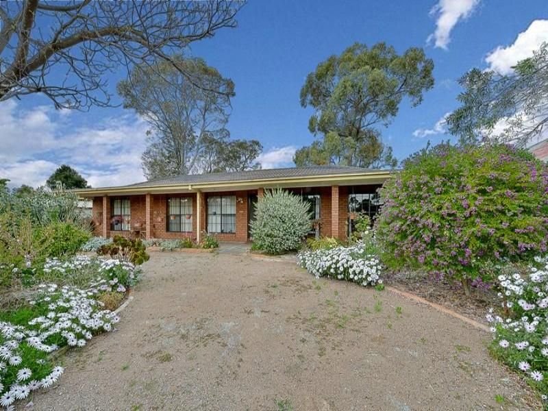 44 Cobham Street, Yanderra, NSW 2574 Property Details