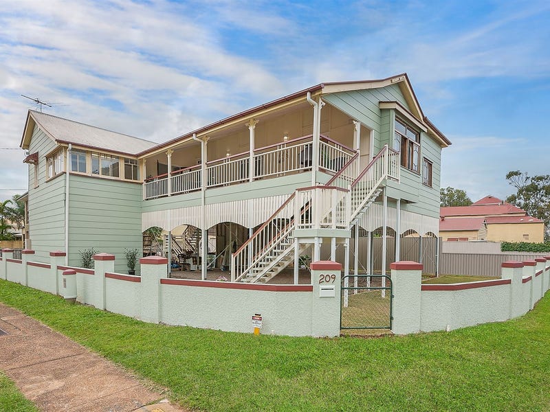 209 Brighton Road, Sandgate, Qld 4017 Property Details