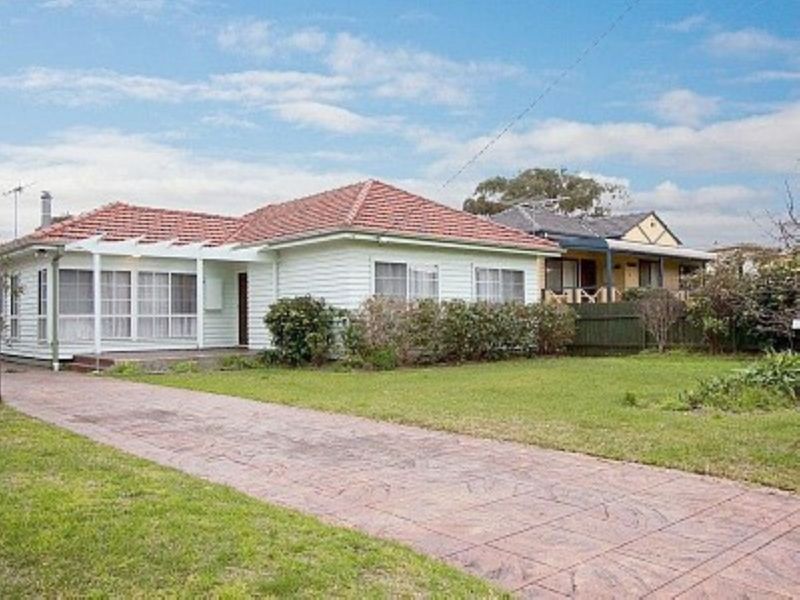 13 Godfrey Street, Blairgowrie, VIC 3942