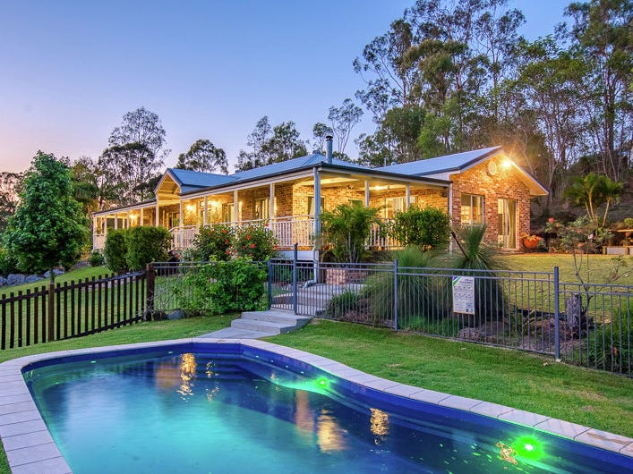 64 Flora Drive, Beecher, Qld 4680