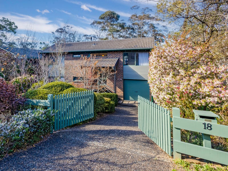 18 Days Crescent, Blackheath, NSW 2785 House for Sale