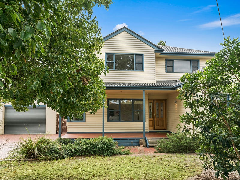 9 Deakin Street, Bentleigh East, VIC