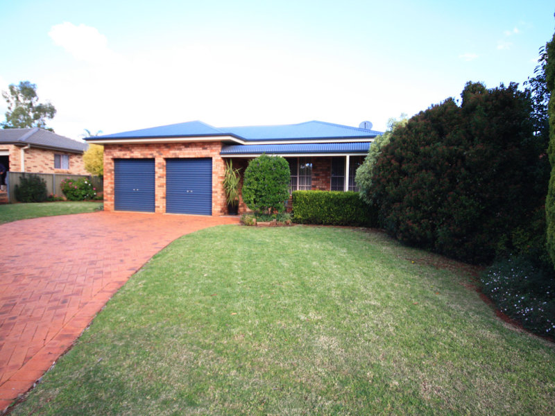 17 Murrayfield Drive, Dubbo, NSW 2830 Property Details