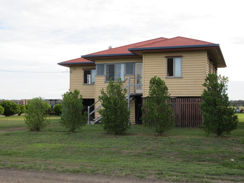 201 Lindemans Road, Moore Park Beach, QLD 4670