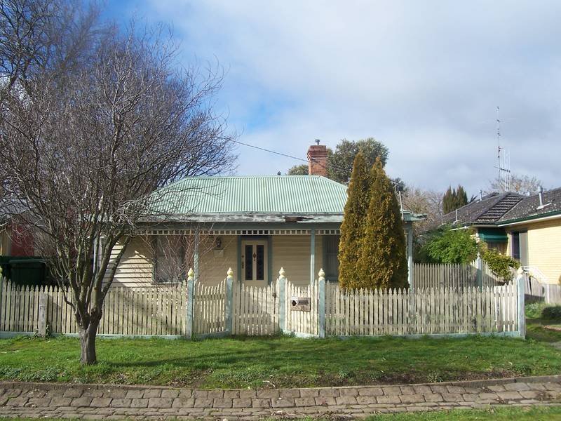 16 Powlett Street, Vic 3444 Property Details