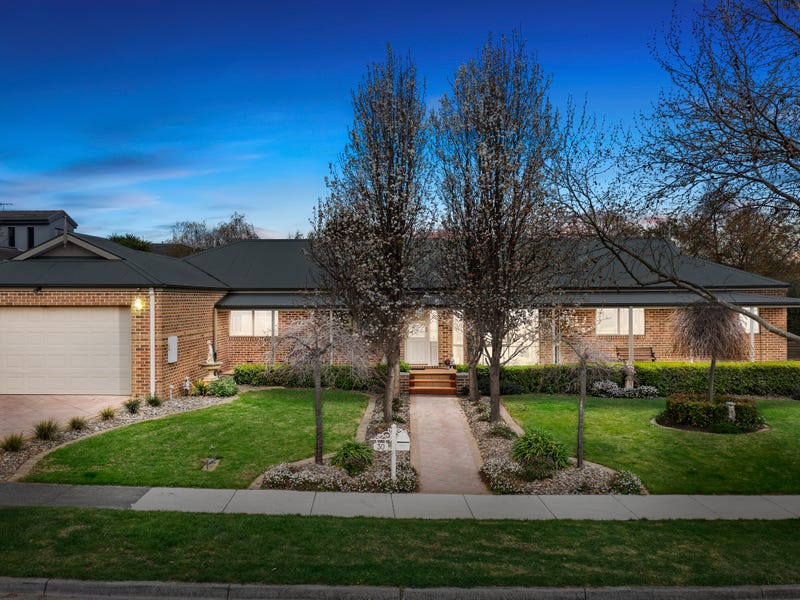 30 Grange Drive, Lysterfield, VIC 3156