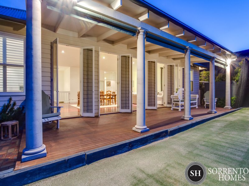 16 High Street, Sorrento, Vic 3943 Property Details