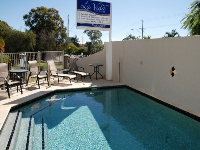 4/41 Anzac Ave, Redcliffe, Qld 4020 Property Details