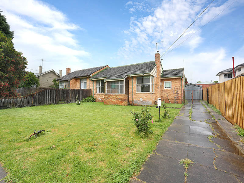 10 Cuthbert Road, Reservoir, VIC 3073