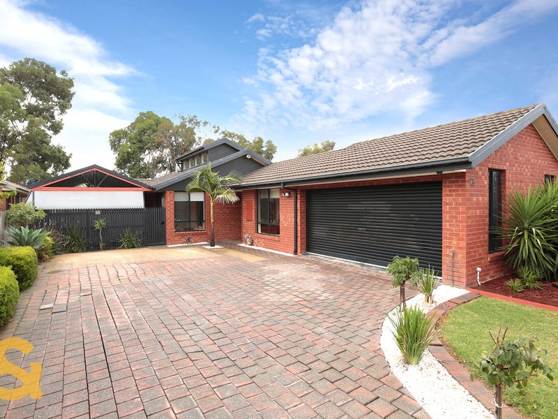 26 Way, Roxburgh Park, VIC 3064