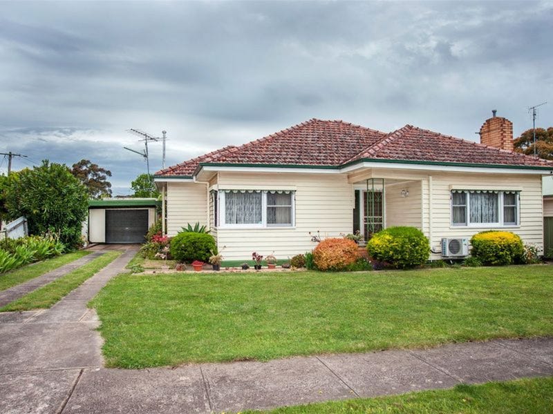 46 Dickens Street, Hamilton, Vic 3300 House for Sale