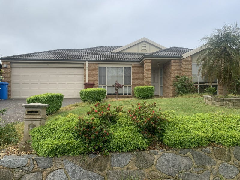 74 Jerilderie Drive, Berwick, VIC 3806