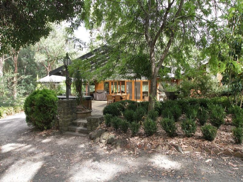 110 Donnellys Weir Road, Healesville, Vic 3777 Property Details