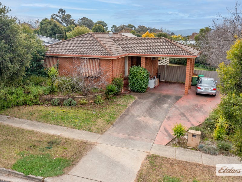 34 Menzies Street, West Wodonga, Vic 3690