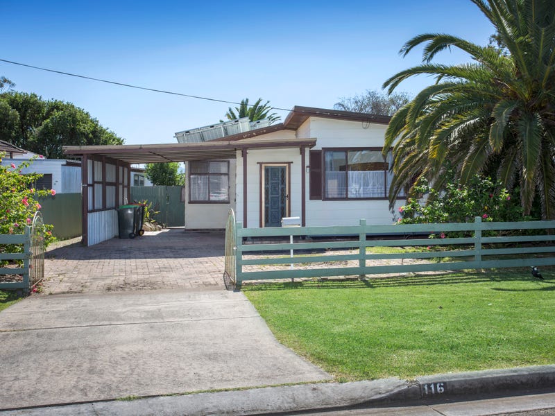 116 Parkes Street, Oak Flats, NSW 2529