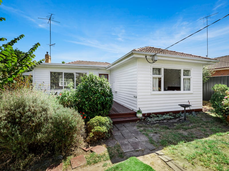 27 Stewart Terrace, Macleod, Vic 3085 Property Details