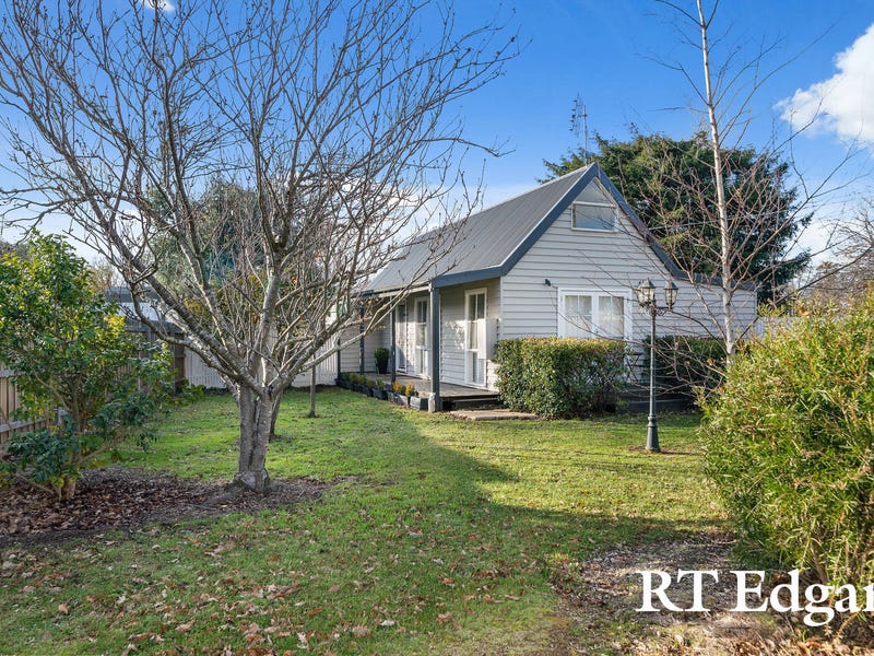 66 Dunsford Street, Lancefield, Vic 3435 Property Details