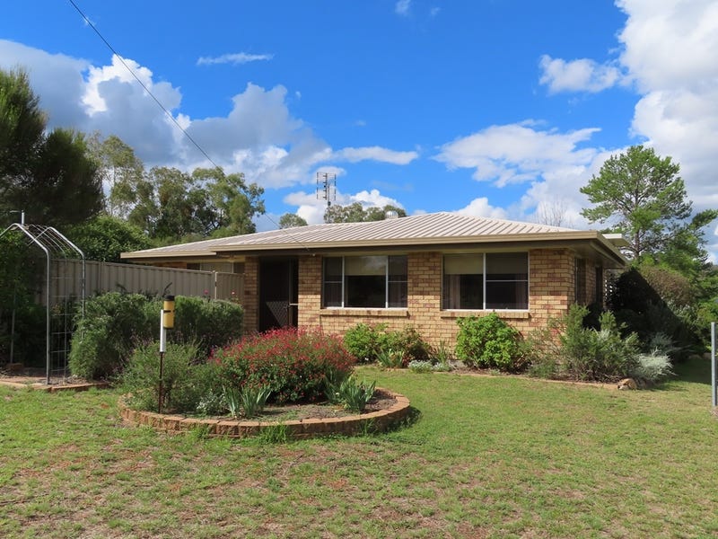 16 Gianini Lane, Ballandean, Qld 4382 Property Details