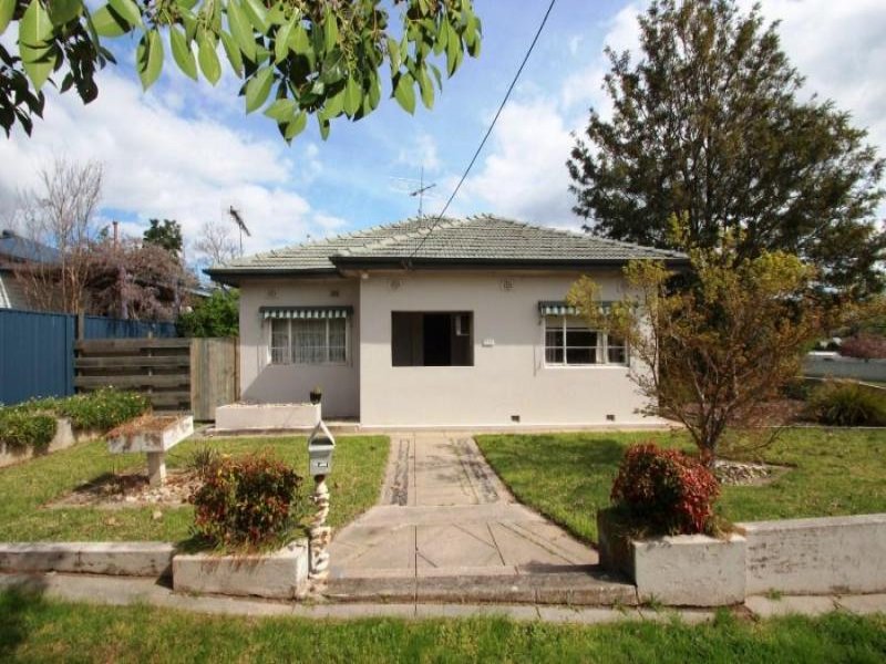 893 Padman Drive, West Albury, NSW 2640