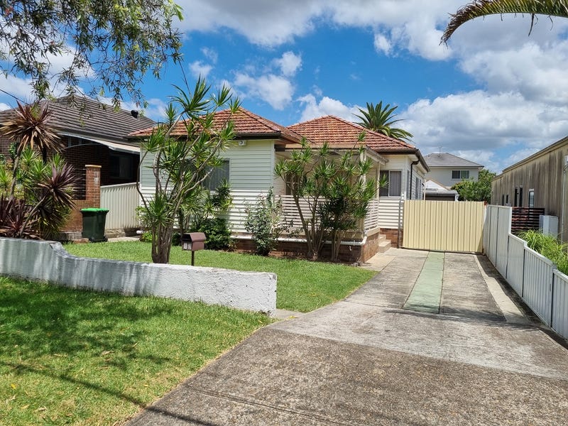 10 Ada Street, Kingsgrove, NSW 2208