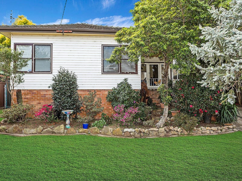 6 Stanley Avenue, Farmborough Heights, NSW 2526