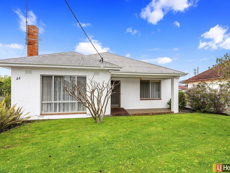 22 Bruce Street, Queanbeyan, NSW 2620 Property Details