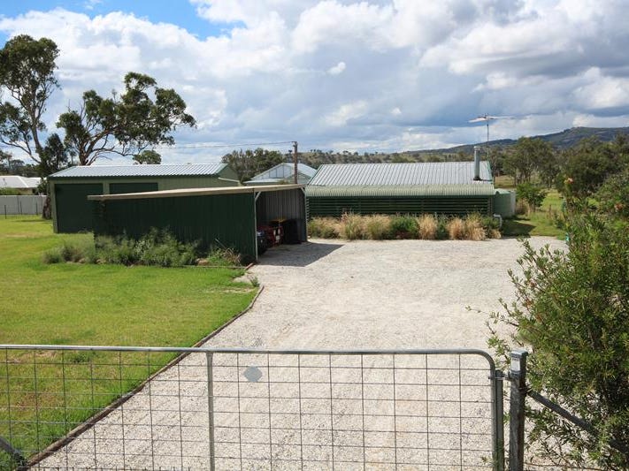 68 Barawell Street, Wallangarra, Qld 4383 Property Details
