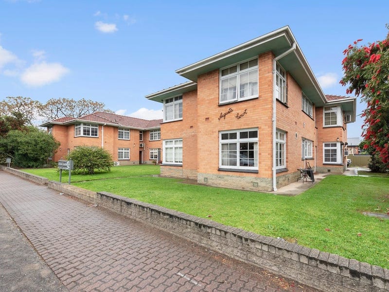 8/17 Brighton Road, Glenelg, SA 5045 Property Details