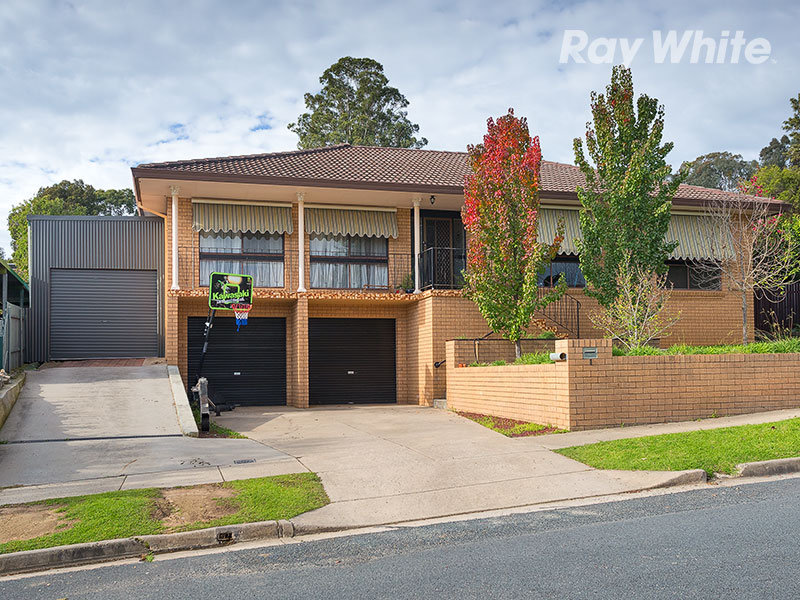 1 Dunluce Place, Wodonga, Vic 3690 Property Details