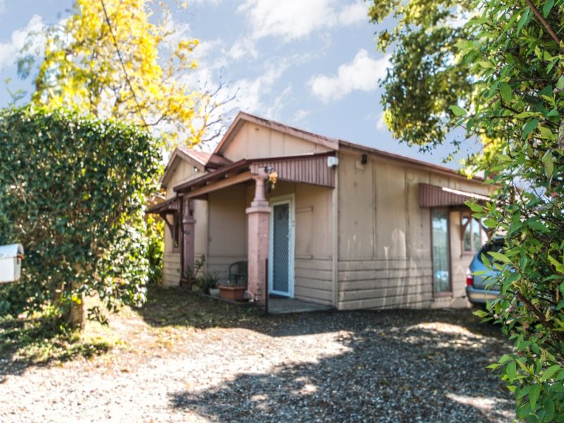 5 St Crescent, Faulconbridge, NSW 2776 Property Details