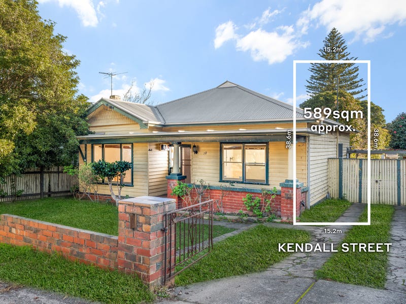 10 Kendall Street, Ringwood, Vic 3134 House for Sale