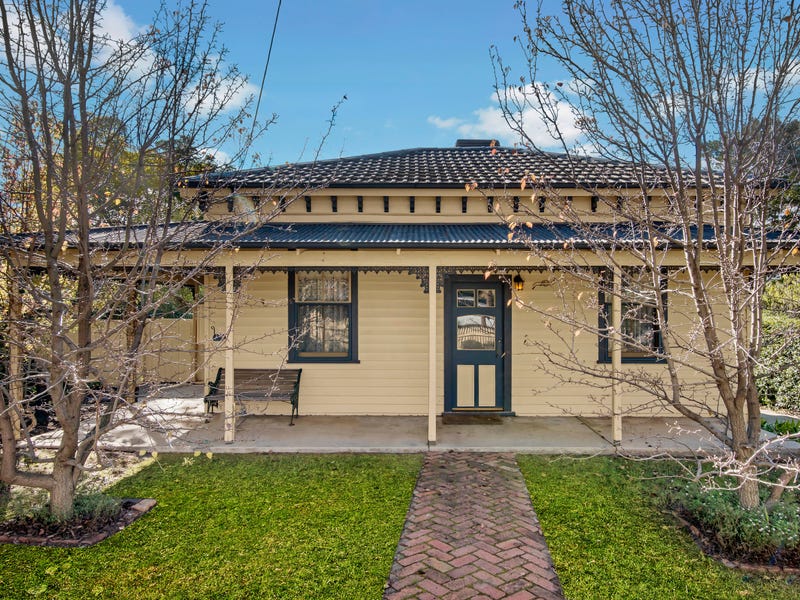 10 Flood Street, Bendigo, Vic 3550 Property Details