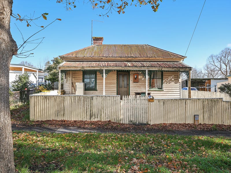 10 Brooke Street, Camperdown, VIC 3260 - realestate.com.au