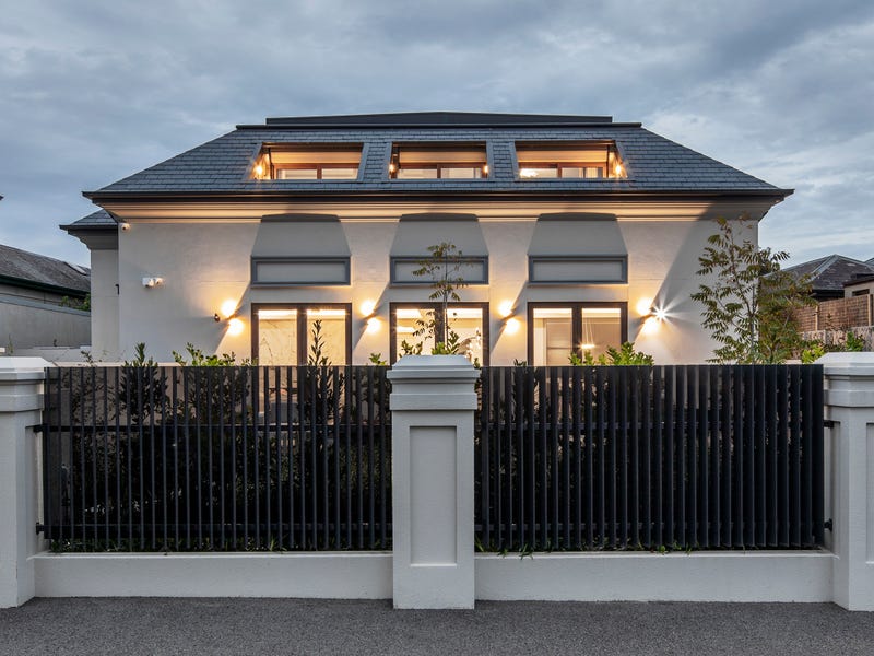 2/14 Normanby Street, Brighton, VIC 3186