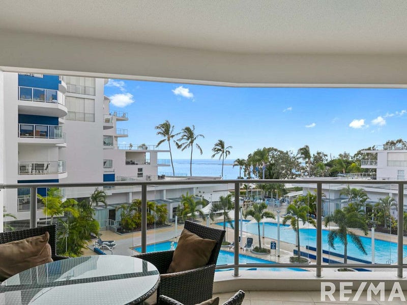 215/569 Esplanade, Urangan, Qld 4655 Property Details