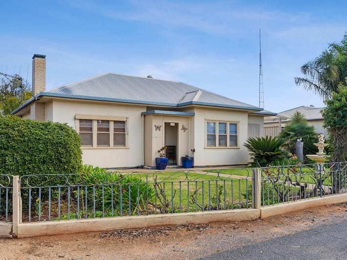 18 Fowles Street, Barmera, SA 5345 Property Details
